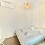 Cours Napoleon Appartamento *