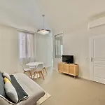 Cours Napoleon Appartamento *